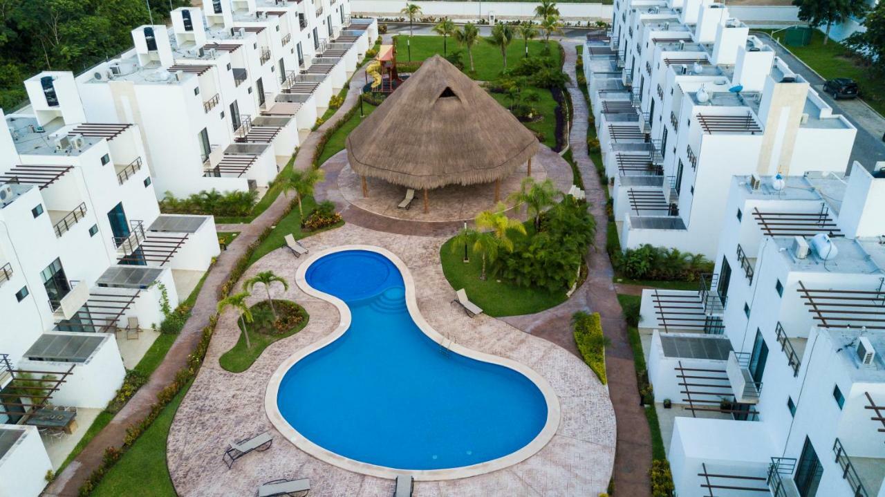 Villa Ana Lucia. Playa del Carmen Bagian luar foto