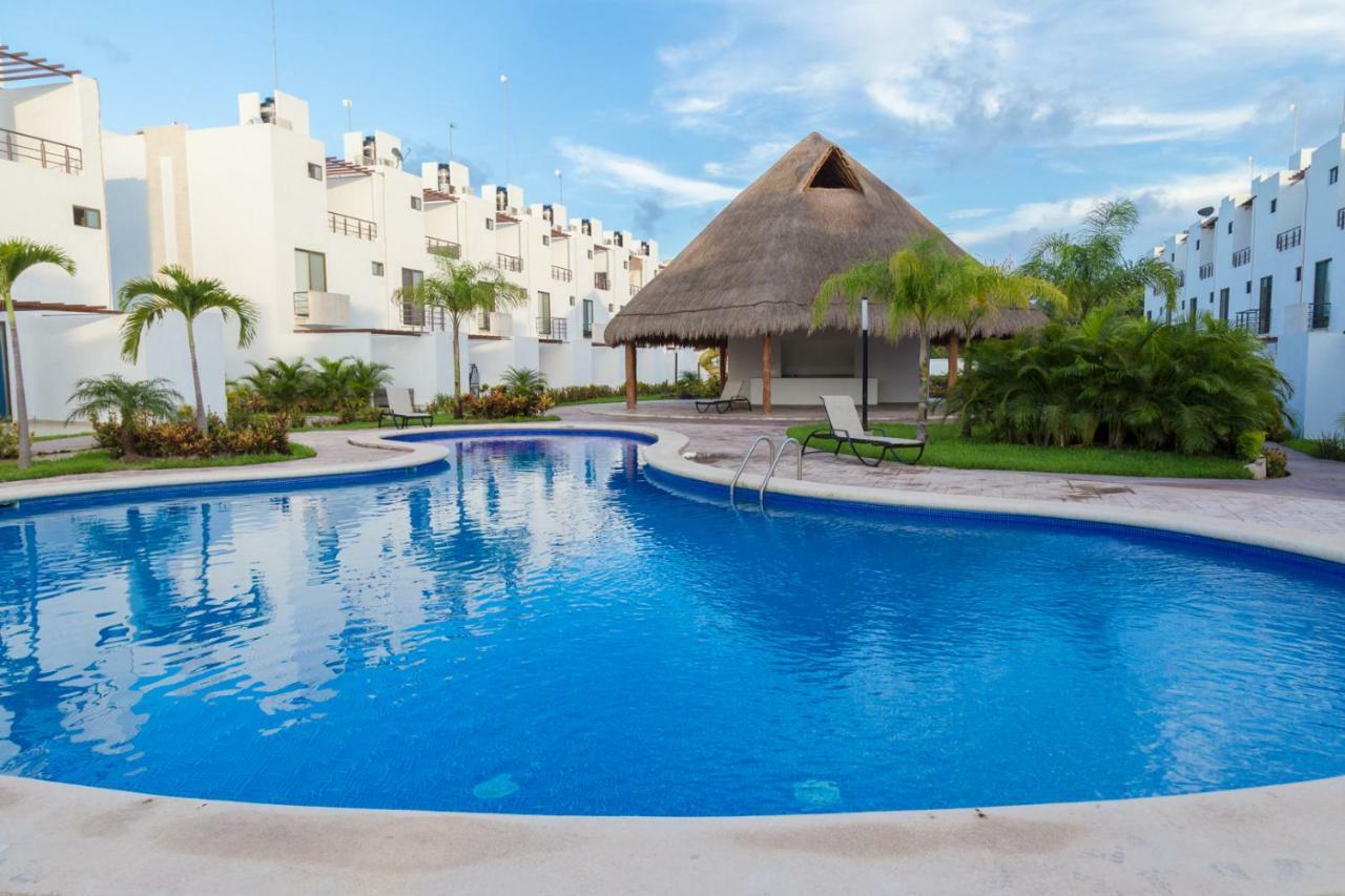 Villa Ana Lucia. Playa del Carmen Bagian luar foto