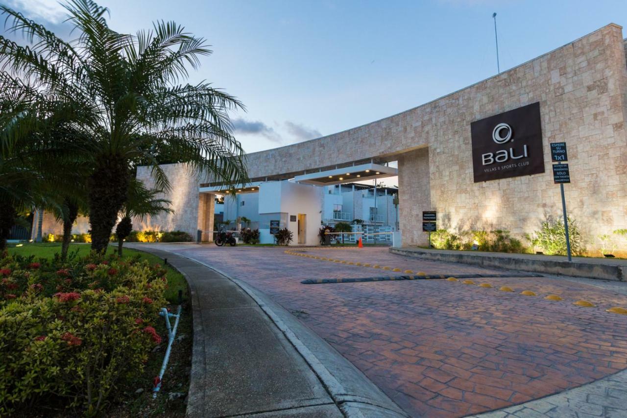 Villa Ana Lucia. Playa del Carmen Bagian luar foto